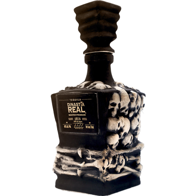 Dinastia Real Anejo 750ml Bottle